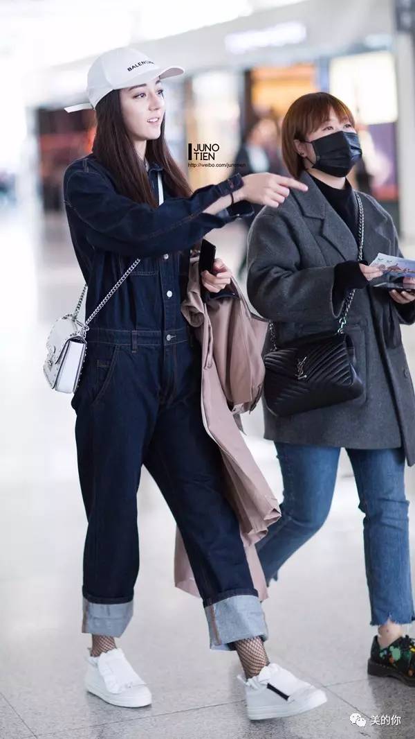 休闲九分裤搭配运动鞋好看吗,直筒九分裤怎么搭配运动鞋