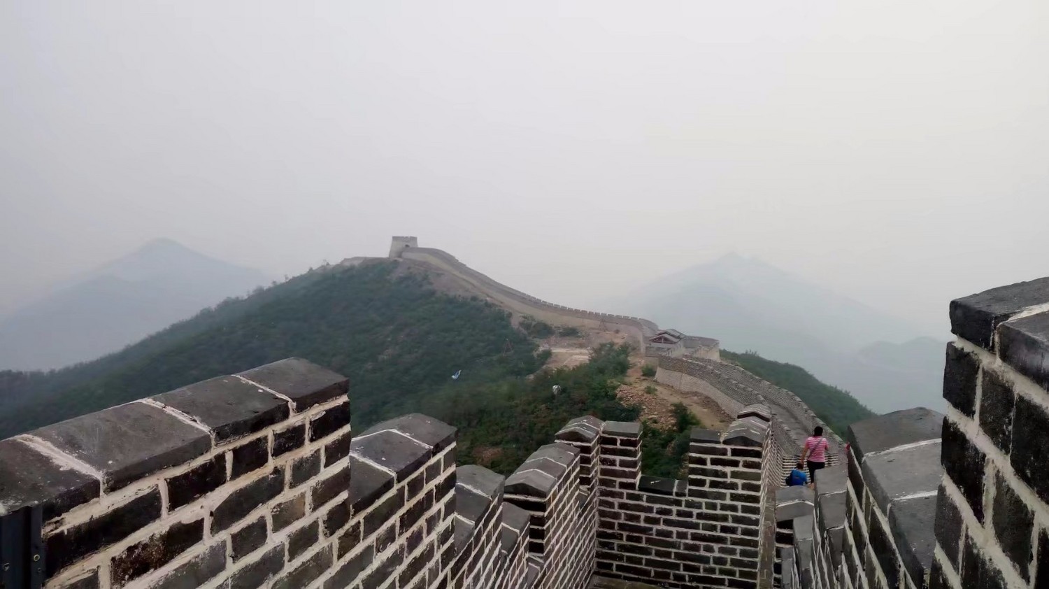 龙泉寺山小环穿——与教师一起爬山庆祝教师节