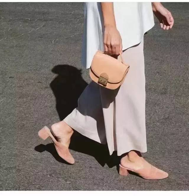 比高跟鞋还洋气的平底鞋,欧美新款超高跟鞋短靴厚底