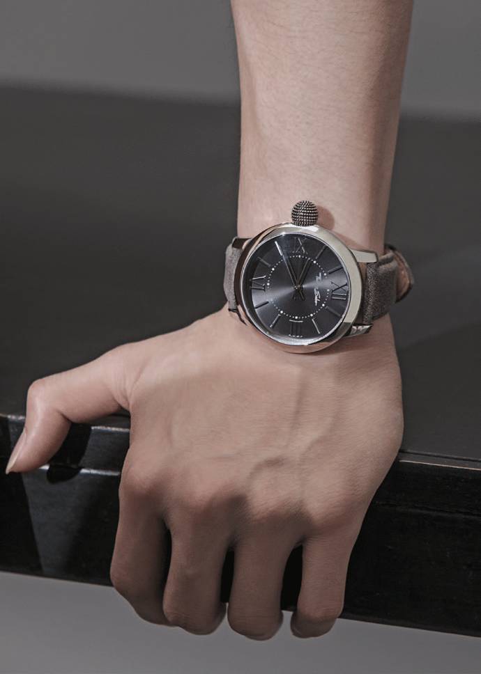 时装大片主视觉,正装写真服装