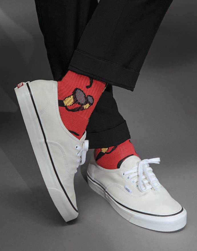 时装大片主视觉,正装写真服装