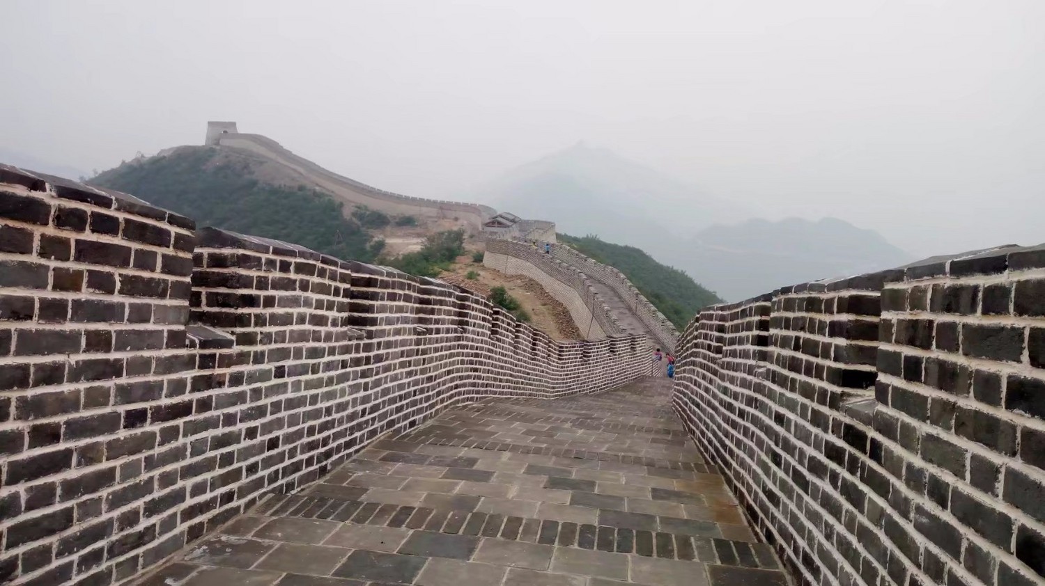 龙泉寺山小环穿——与教师一起爬山庆祝教师节