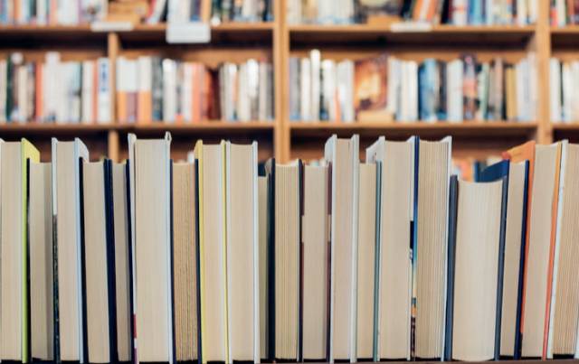 这所小学不仅拥有无敌湖景，还有一个滨江历史博物馆