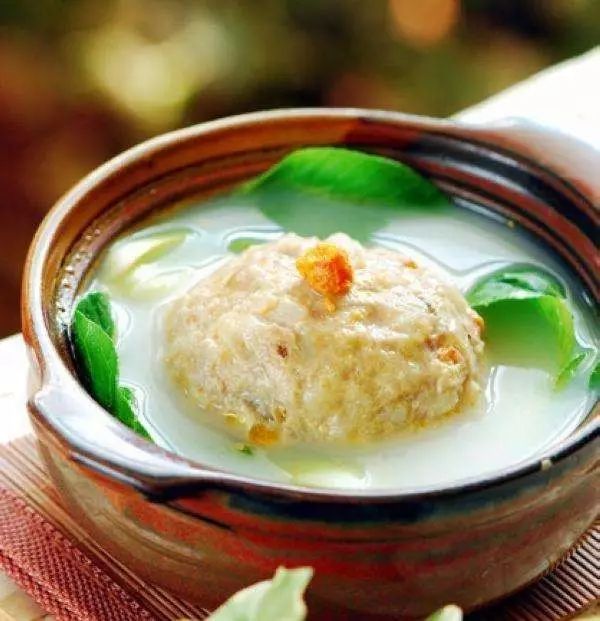 为什么自制狮子头肉不紧实,狮子头怎么做才能滑嫩不散不油炸