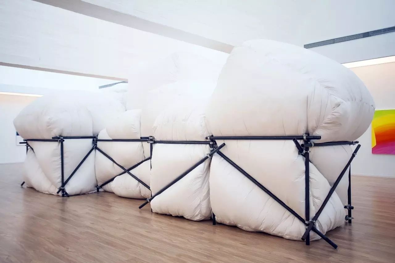 凤凰艺术展评视频,凤凰艺术年展评论