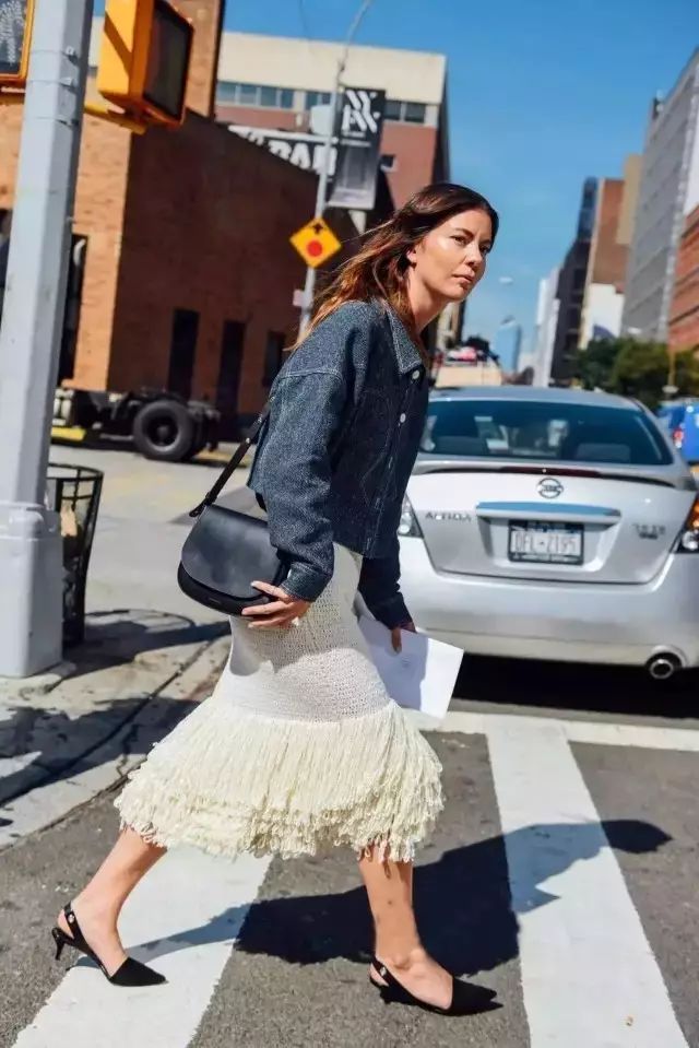 穿搭牛仔外套和风衣,穿搭层次感牛仔外套