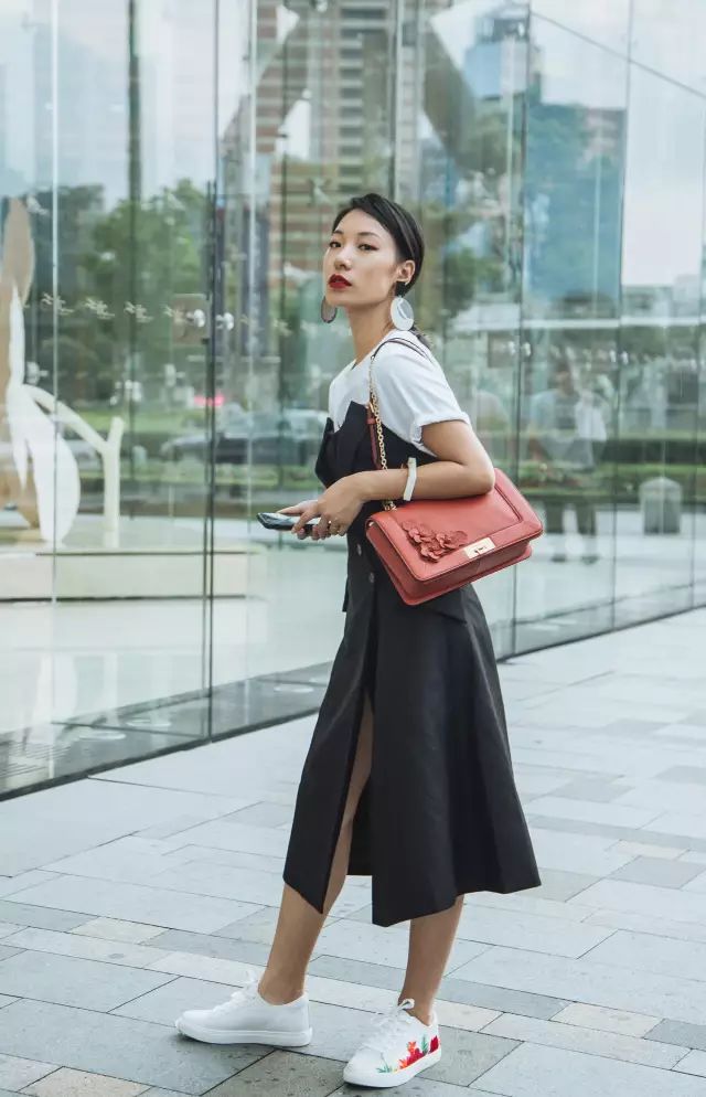 璇氭剰婊℃弧铚滈洩鍐板煄,璇氭剰婊℃弧