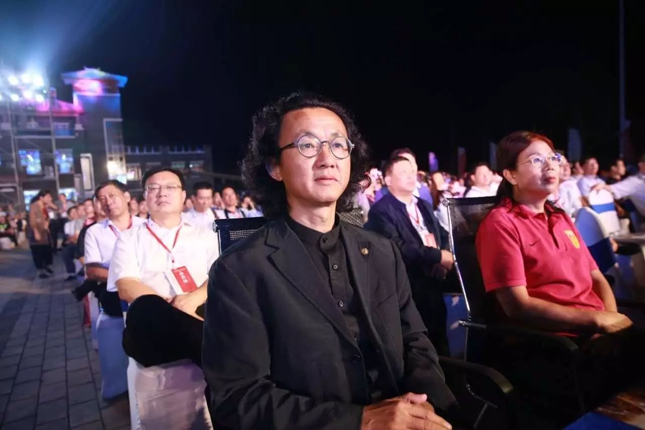 世界足球小姐世界名设计师！邯郸旅发形象大使对家乡有话说