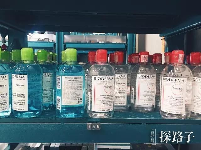 探门路丨价格堪比免税店！在这间「仓库」里居然还能买到断货口红！