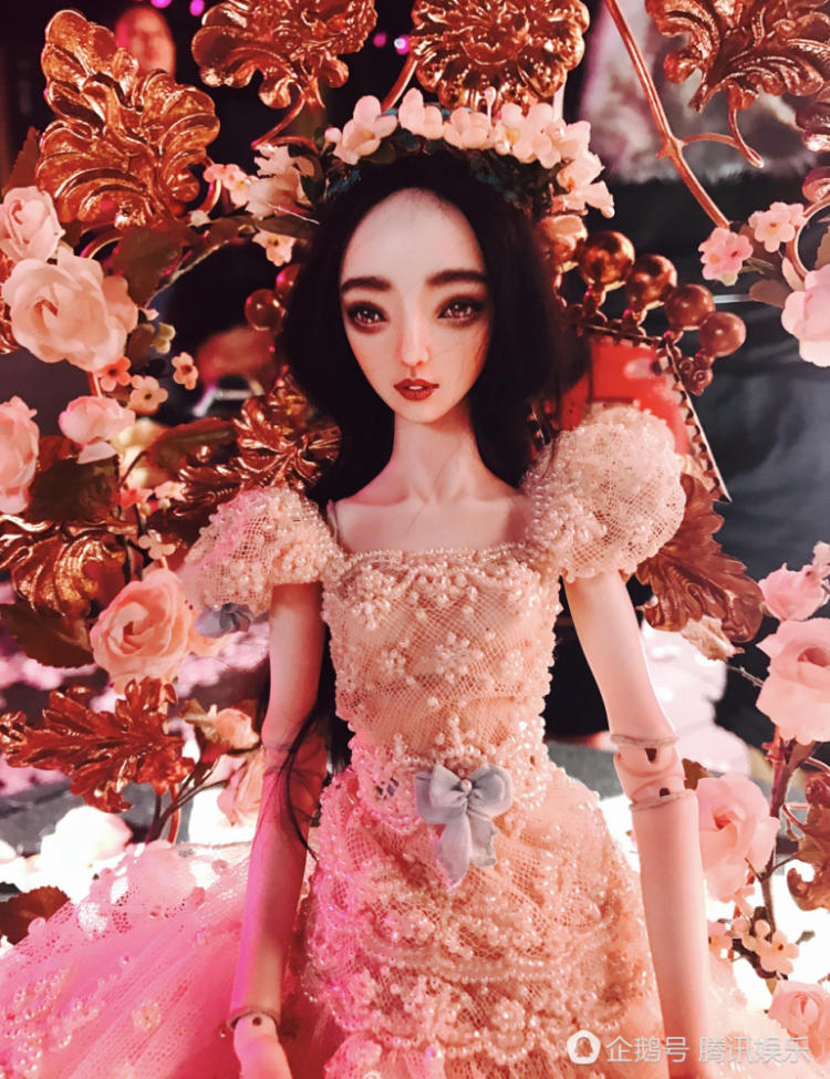 200万的人偶娃娃惊艳范爷订婚场！还有这些贵到流泪的手工美娃，你想买吗？！