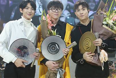 毛不易综艺我是唱作人,毛不易歌手2018