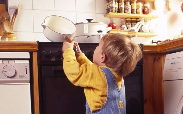 小舒答疑丨烧伤后如何紧急处理？抹牙膏靠谱吗？