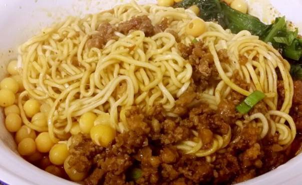 美好的假期从一束花开始,美好的假期从早餐开始