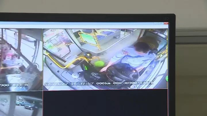 家有失能老人咋办,家有老人怎么照顾