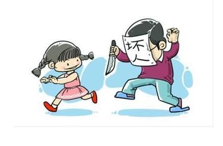 女孩遭遇抢劫机智应对成功自救,女生遭遇抢劫怎么保护