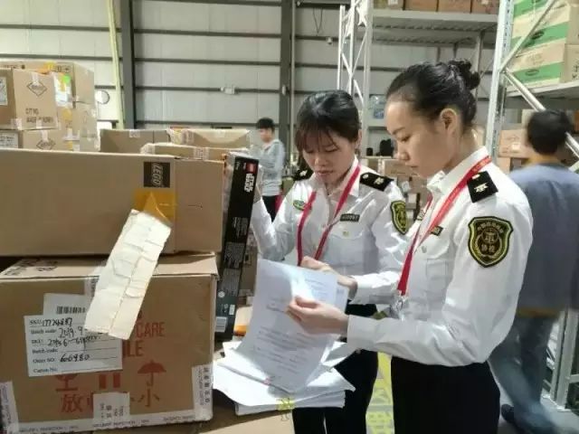 海南免税店必买10件东西便宜实惠,海南免税店购物省钱攻略来袭