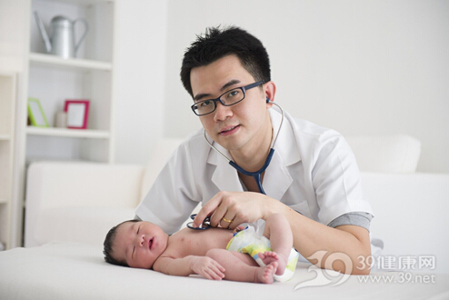 宝宝出生3天不拉“粑粑”警惕先天性巨结肠