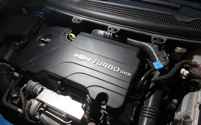 科鲁兹和福克斯,福克斯和昂克赛拉的空间哪个大