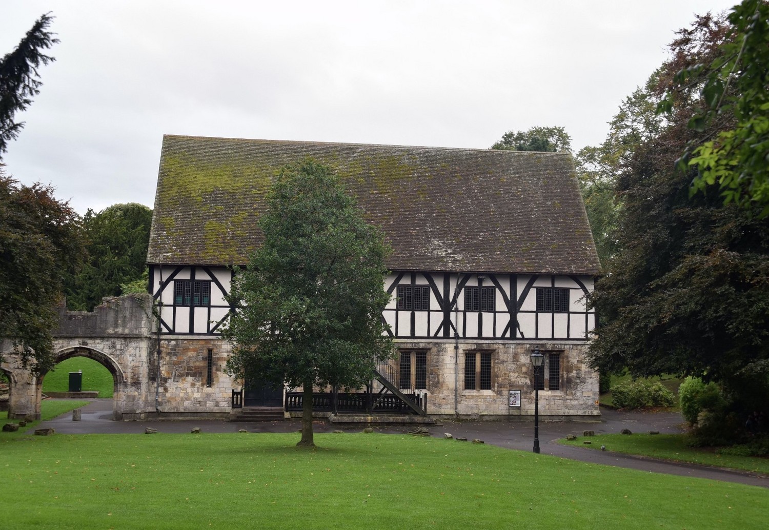 英国著名的城堡有哪些,英国城堡多少年了