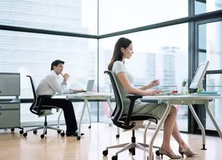 久坐髋关节会出现问题吗,久坐髋关节疼痛走几步又好了