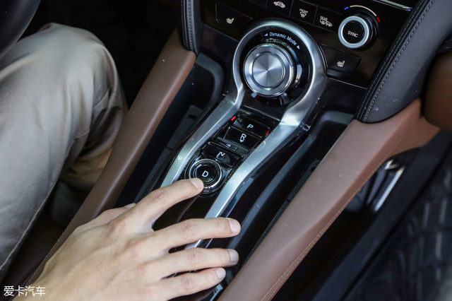 奔驰a180l和讴歌cdx,奔驰gla与讴歌