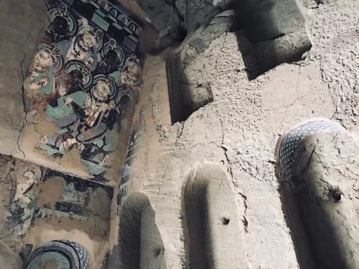 逃离阴雨缠绵的上海，说走就走的3日*疆新**胡杨游你想试试吗？｜附攻略