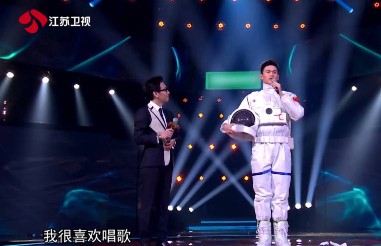 张杰跳高,张杰周杰伦打篮球