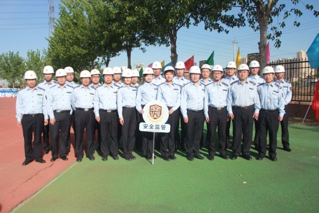 奋力攻坚前行勇于创先争优,在工作岗位上恪尽职守担当作为