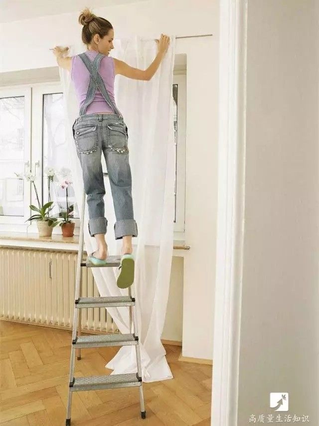 窗帘免拆清洗技巧与关注事项,窗帘免拆清洗技巧及教程