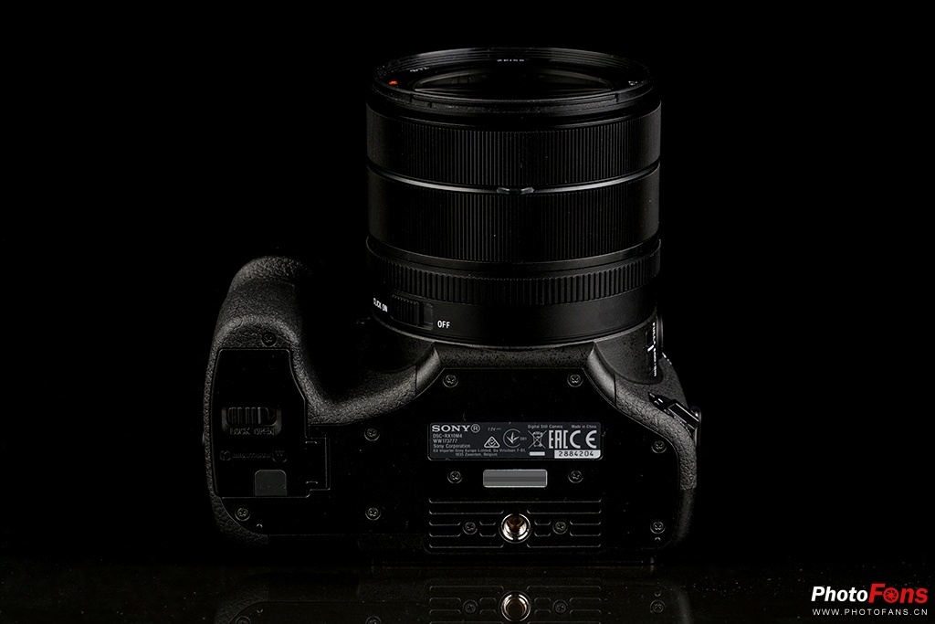 索尼黑卡rx10m4测评,索尼黑卡rx10五代