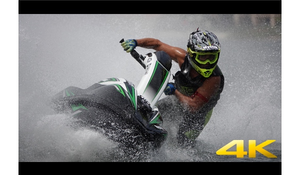 索尼黑卡rx10m4测评,索尼黑卡rx10五代