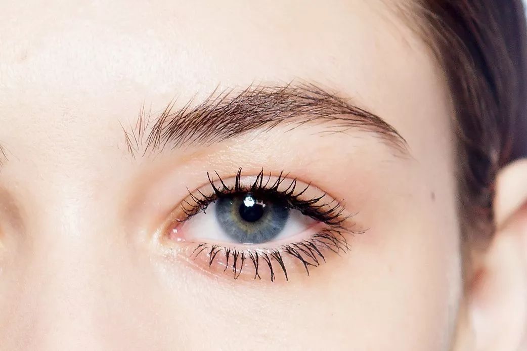 适合亚洲人的八种眼线画法 (眼线怎么画好看又粗又黑)