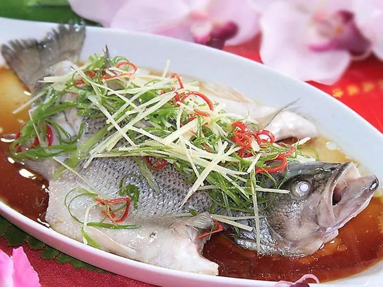 如何缓解鼻干秋燥,秋燥皮肤干燥吃什么