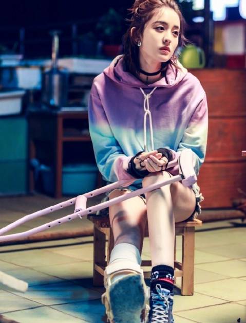 秋冬穿搭女2021高级感小个子,秋冬也流行穿大不穿小