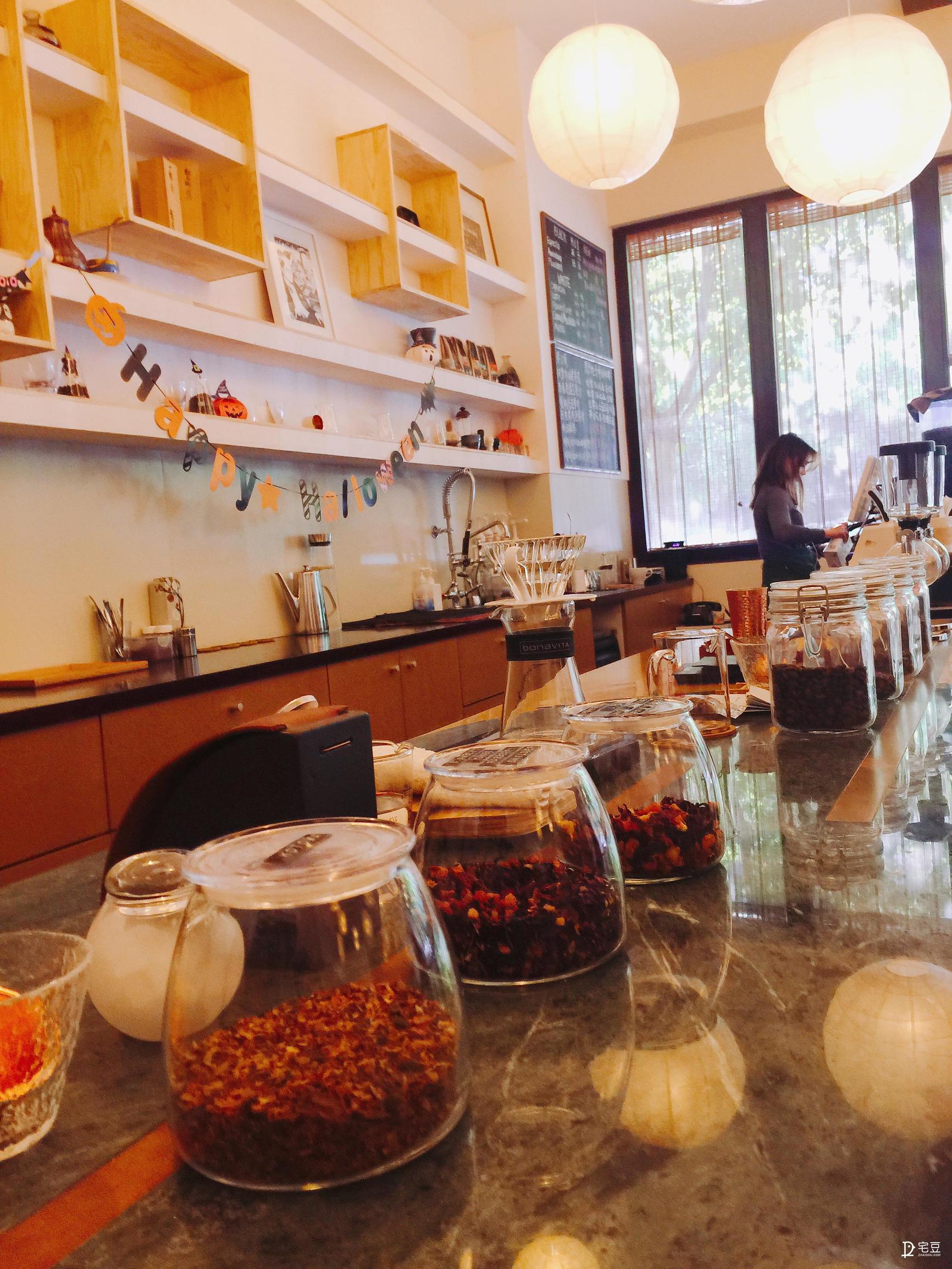 小野妹子昭和风咖啡馆软装全翻新