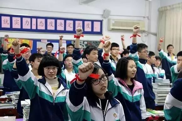 广东最美校服出炉,广东最美中学校服视频