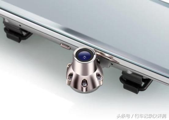 凌渡的流媒体后视镜质量怎样,安全至上