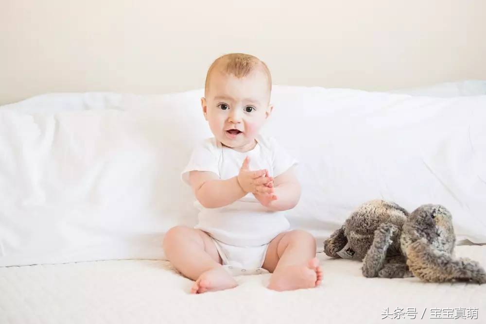 宝宝出现哪些异常时要报告,宝宝出现哪些行为需要关注