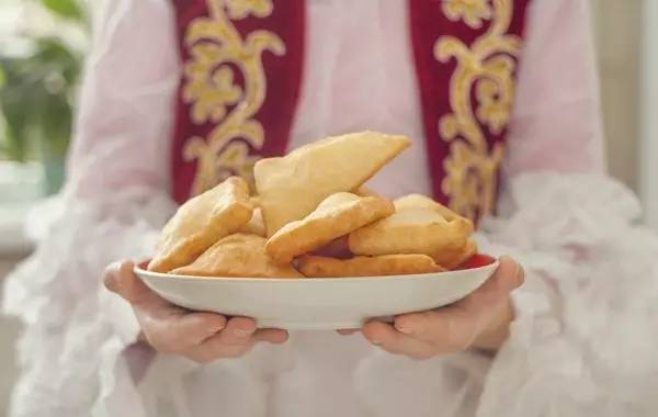 有51个可以免签和落地签的国家,23年免签或落地签国家