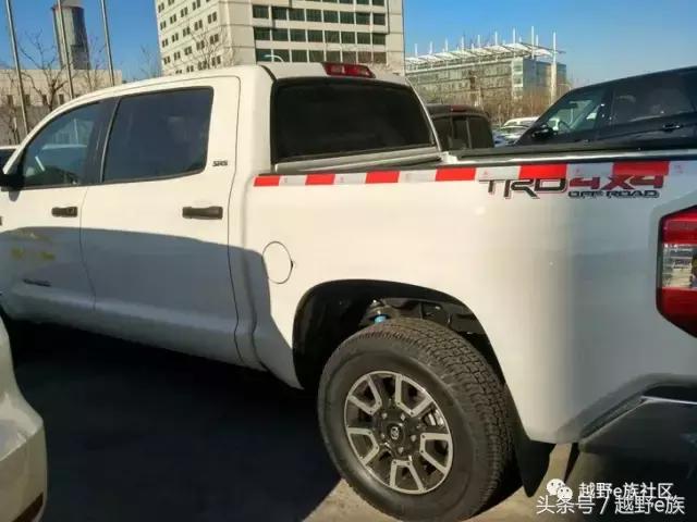 丰田坦途3.3t柴油版改装,丰田坦途trd全新款2022款改装