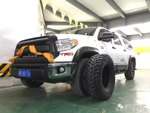 丰田坦途3.3t柴油版改装,丰田坦途trd全新款2022款改装
