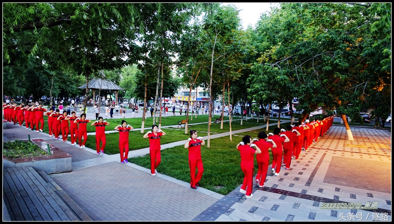 僵尸舞教程佳木斯健身操第二套,佳木斯僵尸舞快乐舞步健身操