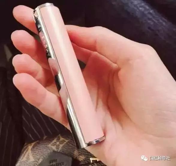 纪梵希小粉皮和迪奥变色唇膏,纪梵希小羊皮唇膏试色