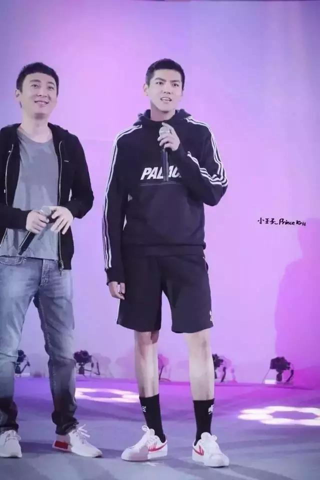 这五款帆布鞋穿上去低调又休闲,这些帆布鞋更适合学生党