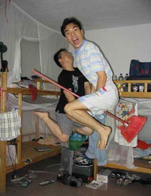 怀念大学宿舍的日常,怀念校园生活宿舍视频