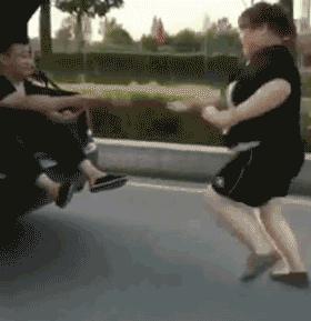 找了一个销售工作怕没有事迹,找到一家饰品店