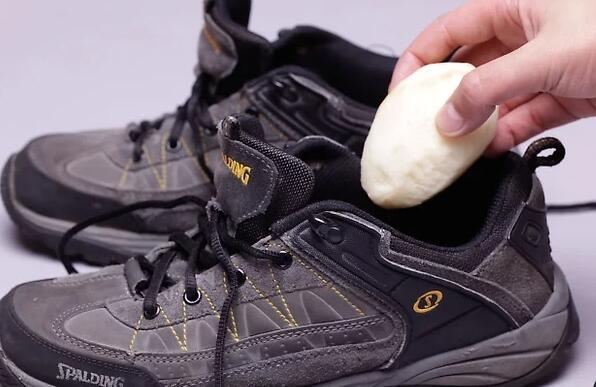 夏天脚汗大鞋子臭怎么办,如何防止脚出汗鞋发臭