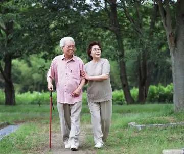 骨质增生长骨刺能手术吗,骨质增生骨刺怎么治才能彻底治好