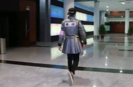 热巴乔欣鹿晗,鹿晗当众给关晓彤秀球技