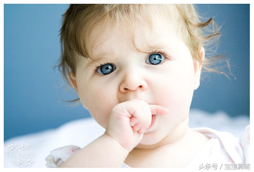 宝宝出现哪些异常时要报告,宝宝出现哪些行为需要关注